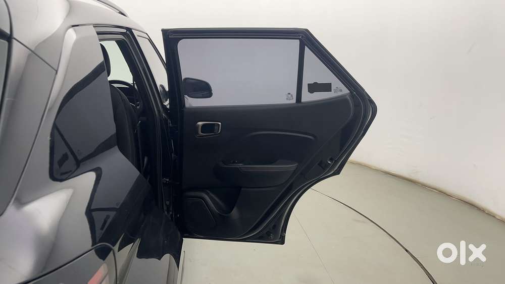 Hyundai Venue S (o) 1.2 Petrol Knight Edition, 2023, Petrol