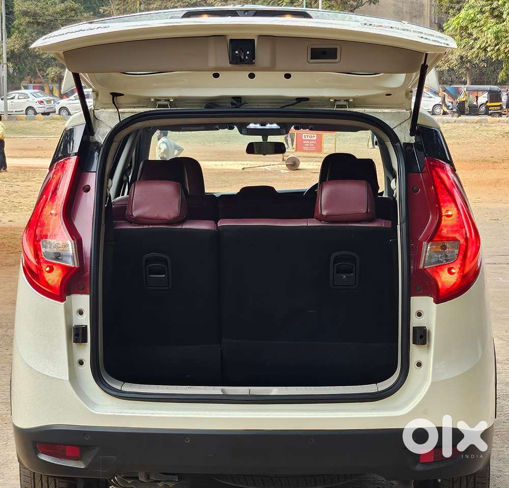 Mahindra Marazzo M6, 2021, Diesel