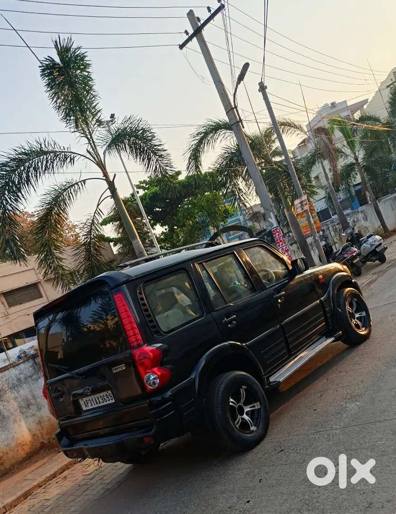 Mahindra Scorpio Classic 2008 Diesel 195000 Km Driven