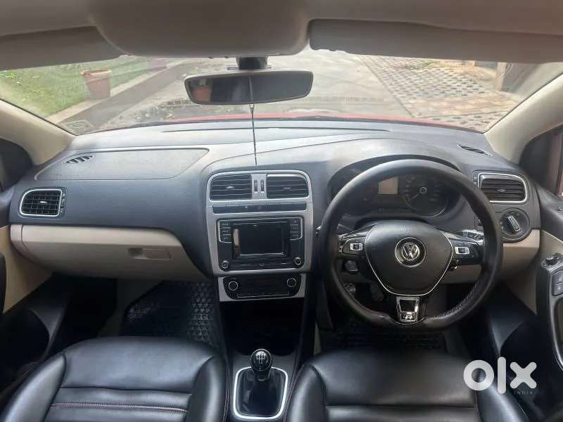 Volkswagen Polo Petrol Highline 1.2l, 2016, Petrol