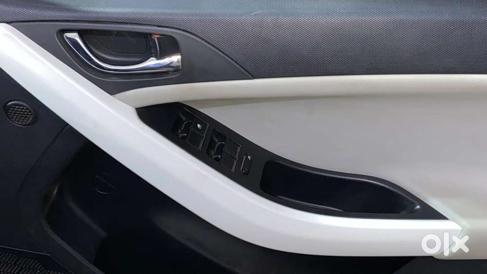 Tata Nexon Creative Plus S 1.2 Revotron Petrol 7dca, 2023, Petrol