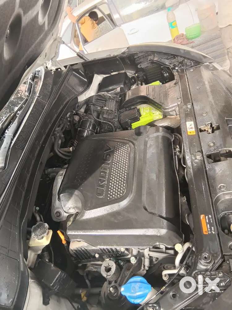 Hyundai Santa Fe 2015 Diesel 95079 Km Driven