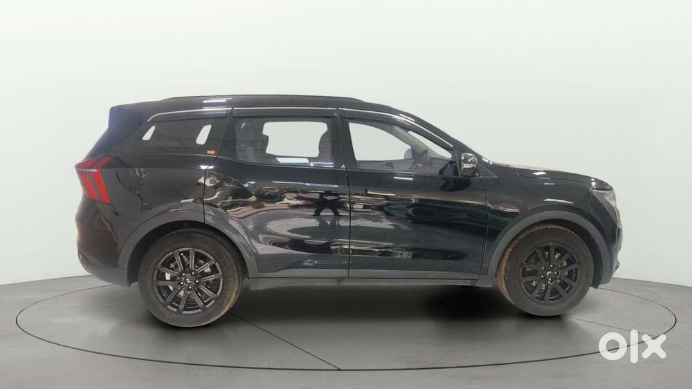 Mahindra Xuv700 2.0 Ax 7 Petrol At Luxury Pack Str, 2024, Petrol