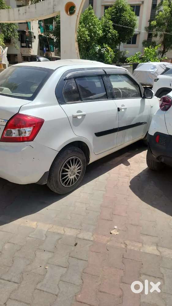 Maruti Suzuki Dzire 2015  Petrol 67500 Km Driven