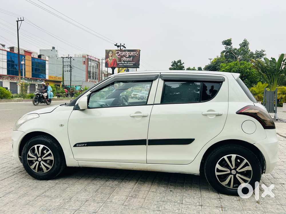 Maruti Suzuki Swift Vxi Cng, 2016, Cng & Hybrids