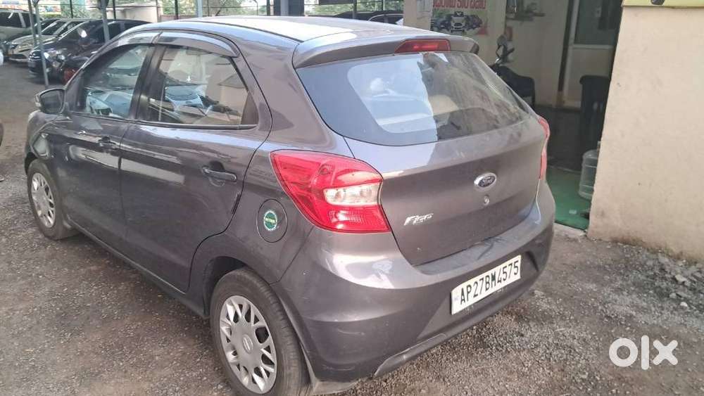 Ford Figo 2012-2015 Petrol Titanium, 2016, Petrol