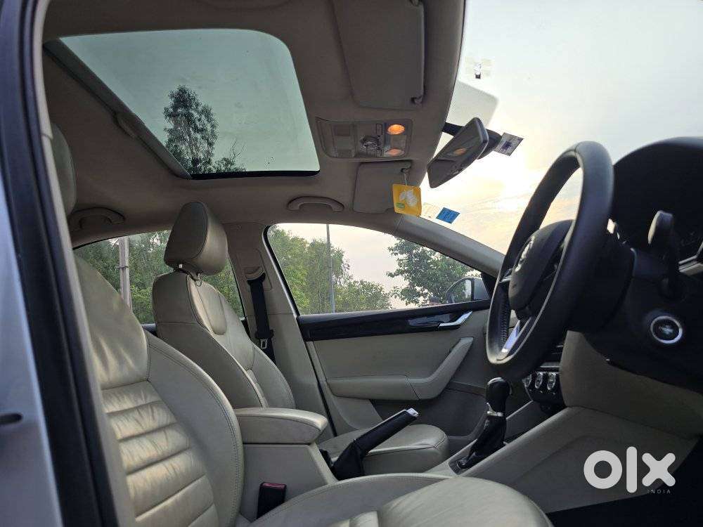 Skoda Octavia Elegance 1.8 Tsi At, 2016, Petrol