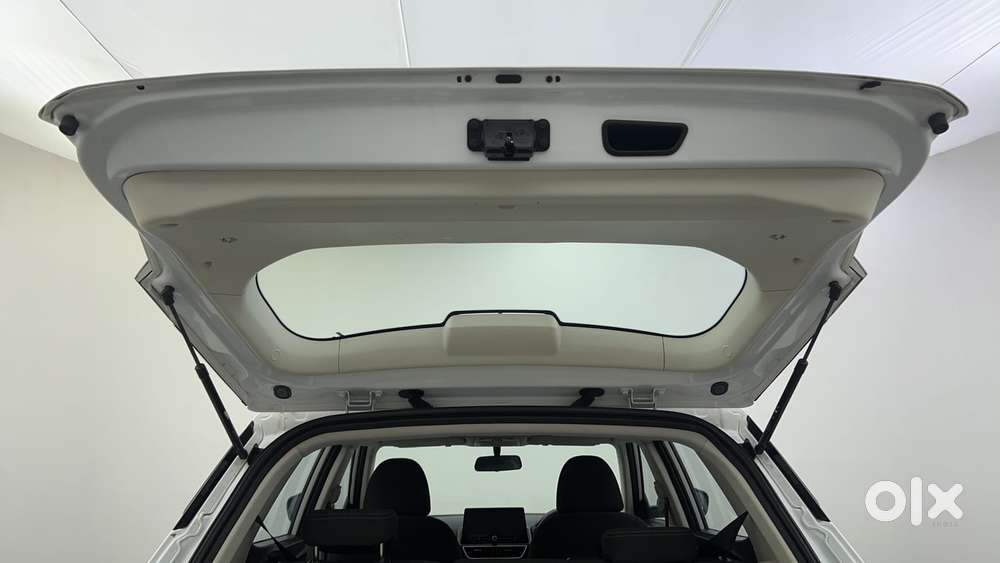 Mahindra Xuv 3xo Ax5 Pm At, 2024, Petrol