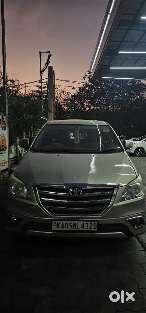 Toyota Innova 2013 Diesel Well Maintained