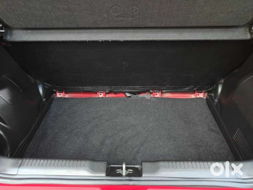 Maruti Suzuki Swift Vvt Vxi, 2020, Petrol