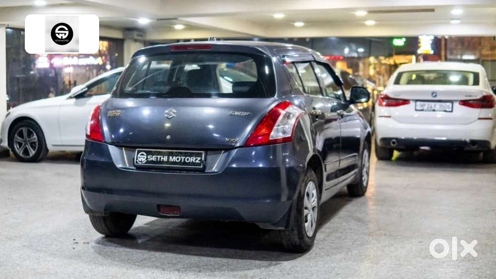 Maruti Suzuki Swift Vxi Optional, 2016, Petrol