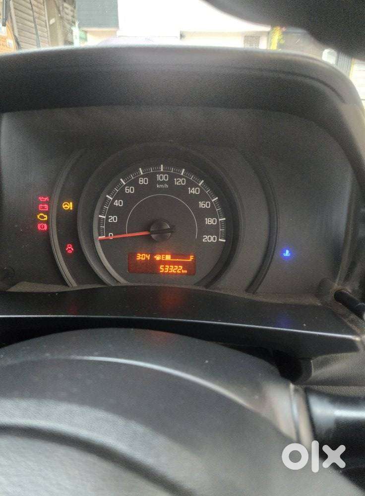 Maruti Suzuki Swift Lxi Optional-o, 2019, Petrol