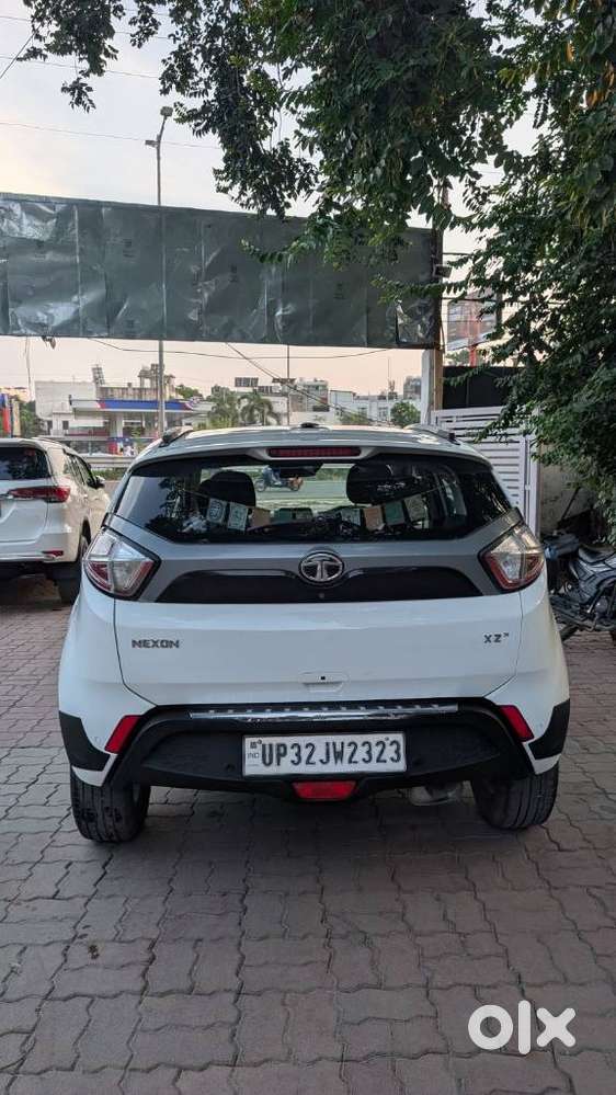 Tata Nexon 1.2 Revotron Xz Plus, 2018, Petrol