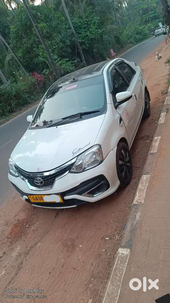 Toyota Etios 2015 Petrol 400000 Km Driven