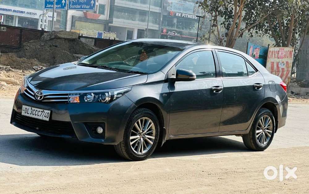 Toyota Corolla Altis 2013-2017 Vl At, 2015, Petrol