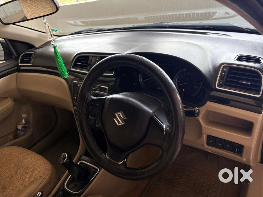 Maruti Suzuki Ciaz Vdi+ Shvs (2016) – ₹4.90 Lakhs