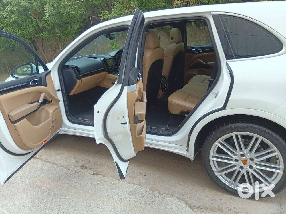 Porsche Cayenne S Diesel Platinum Edition, 2015, Diesel
