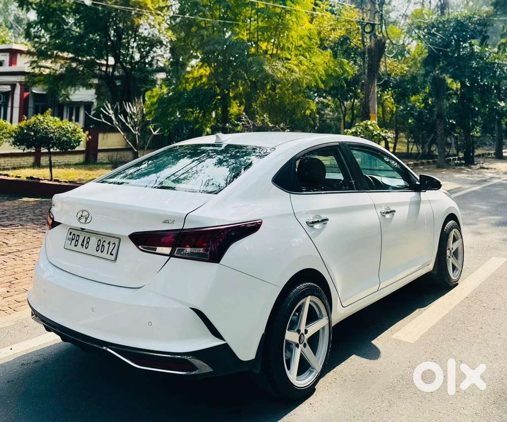Hyundai Verna 1.5 Sx Petrol Mt, 2021, Petrol