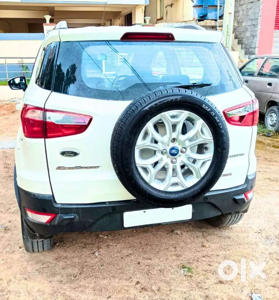 Ford Ecosport Titanium (o)  Top Variant  Showroom Condition
