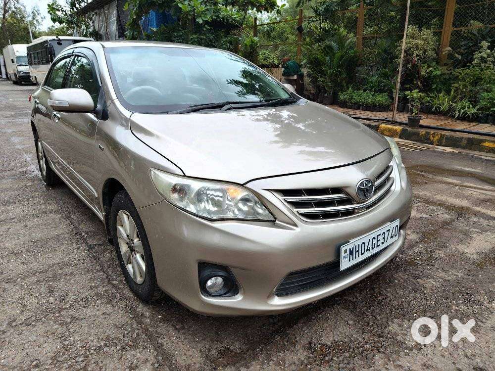 Toyota Corolla Altis G Hv At, 2013, Petrol