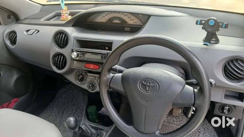 Toyota Etios 2012 1.5g Petrol Silver Well Maintained