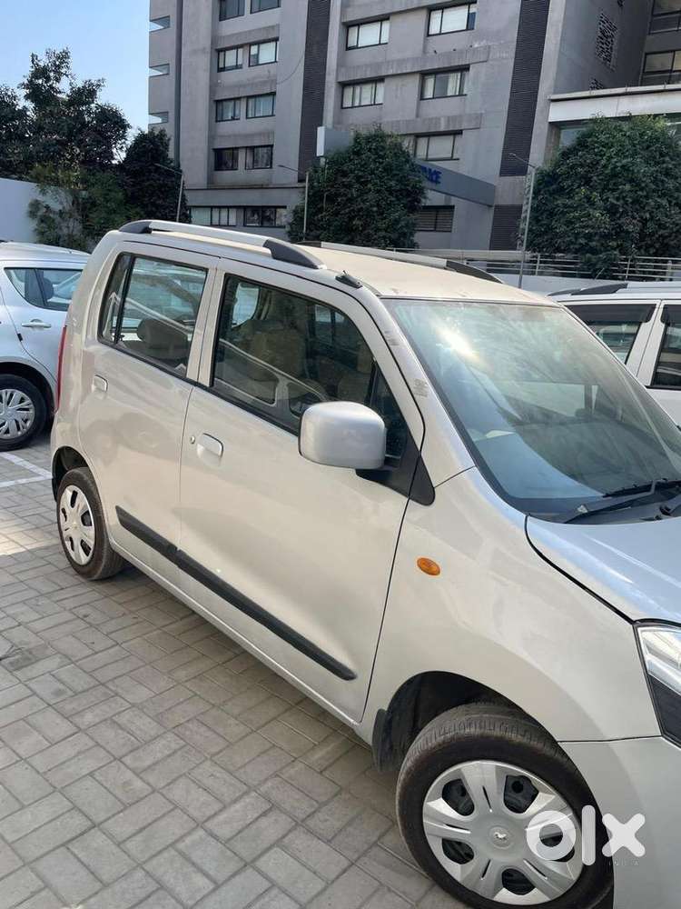 Maruti Suzuki Wagon R 1.0 2017 Petrol 76000 Km Driven