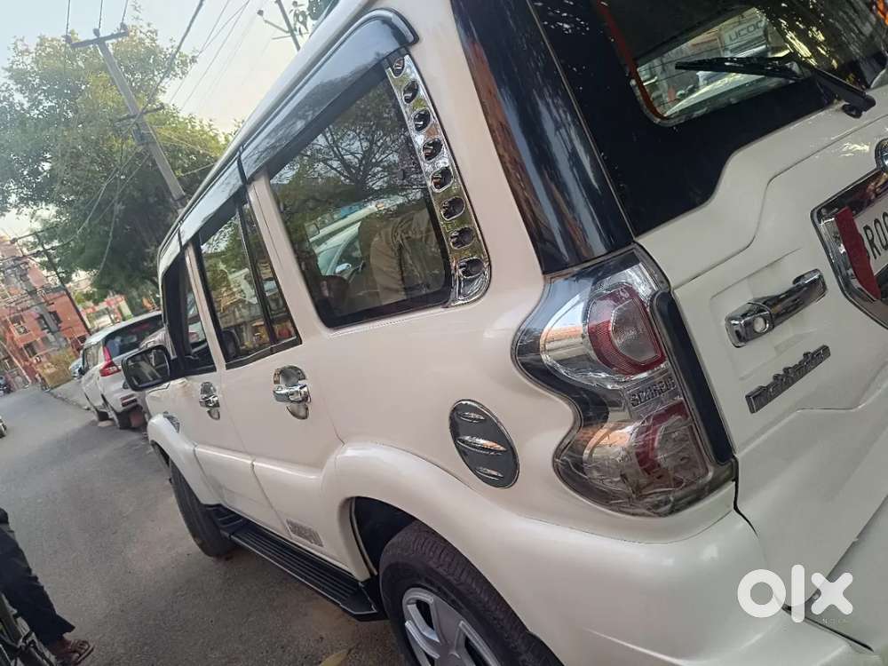 Mahindra Scorpio, 2016, Diesel