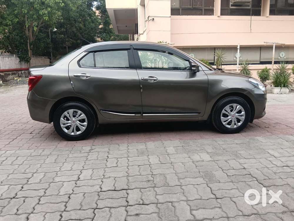 Maruti Suzuki Swift Dzire 1.3 Vxi, 2022, Cng & Hybrids