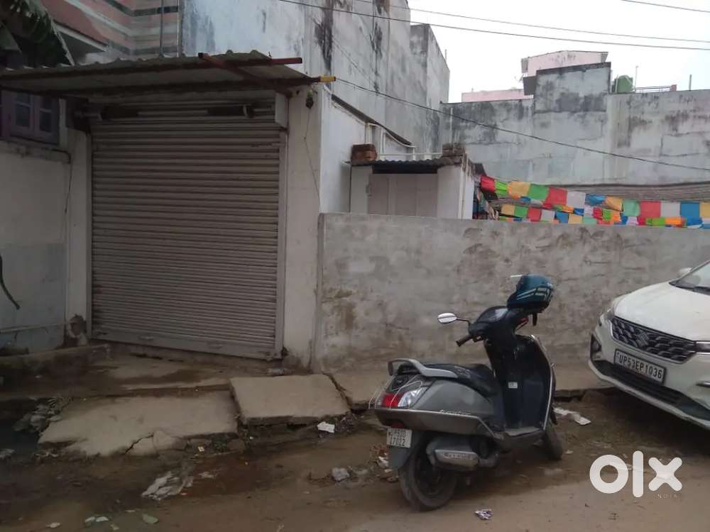 SHOP FOR RENT AT TARAMANDAL