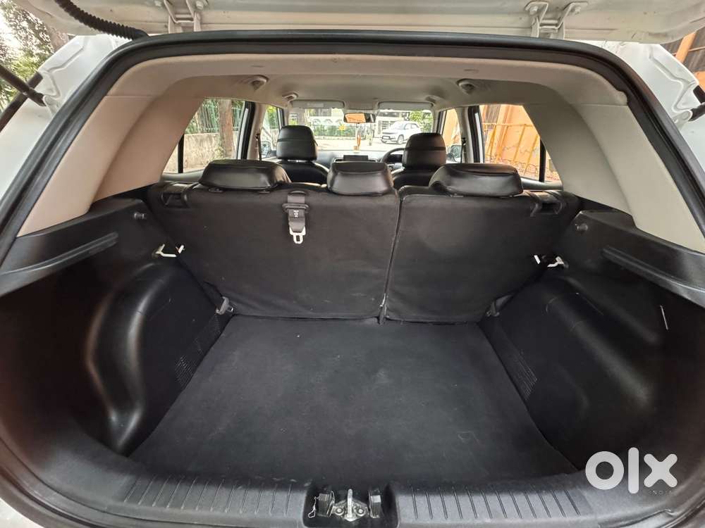 Hyundai Venue 1.2 S (o), 2024, Petrol