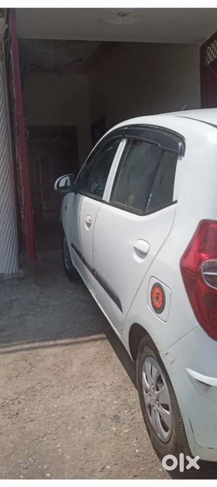 Hyundai I10 2012 Cng 94000 Km Driven, All Maintained