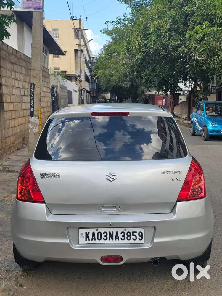 Maruti Suzuki Swift Vxi Petrol Manual 2010