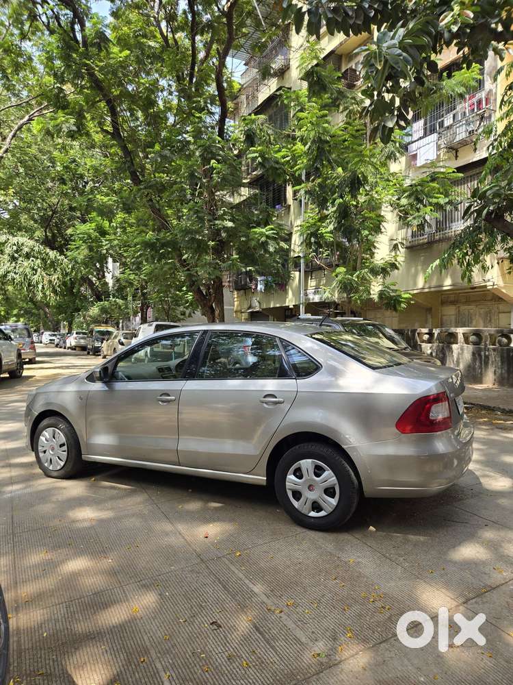 Skoda Rapid 1.6 Mpi Ambition, 2012, Petrol