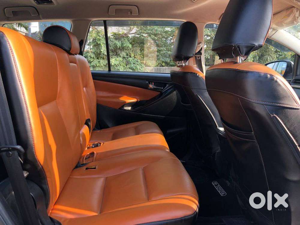 Toyota Innova Crysta 2.8 Gx At 8s, 2019, Diesel