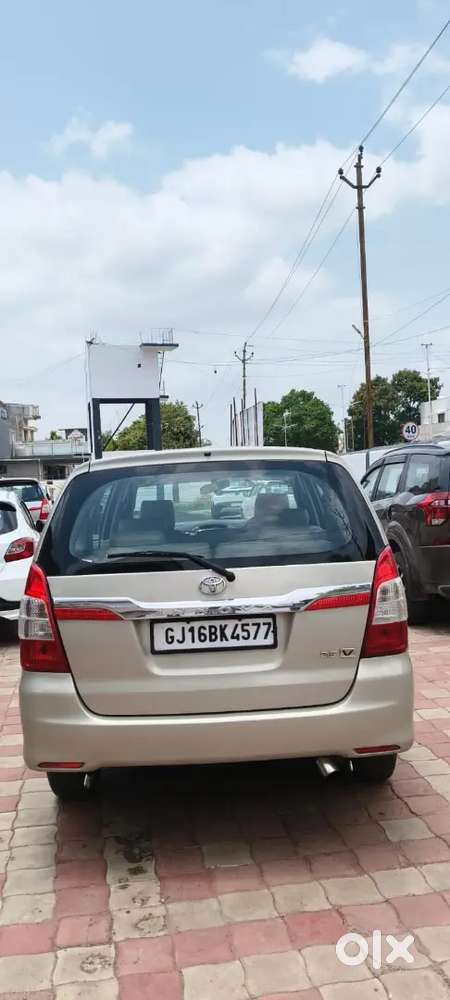 Toyota Innova Diesel 2014