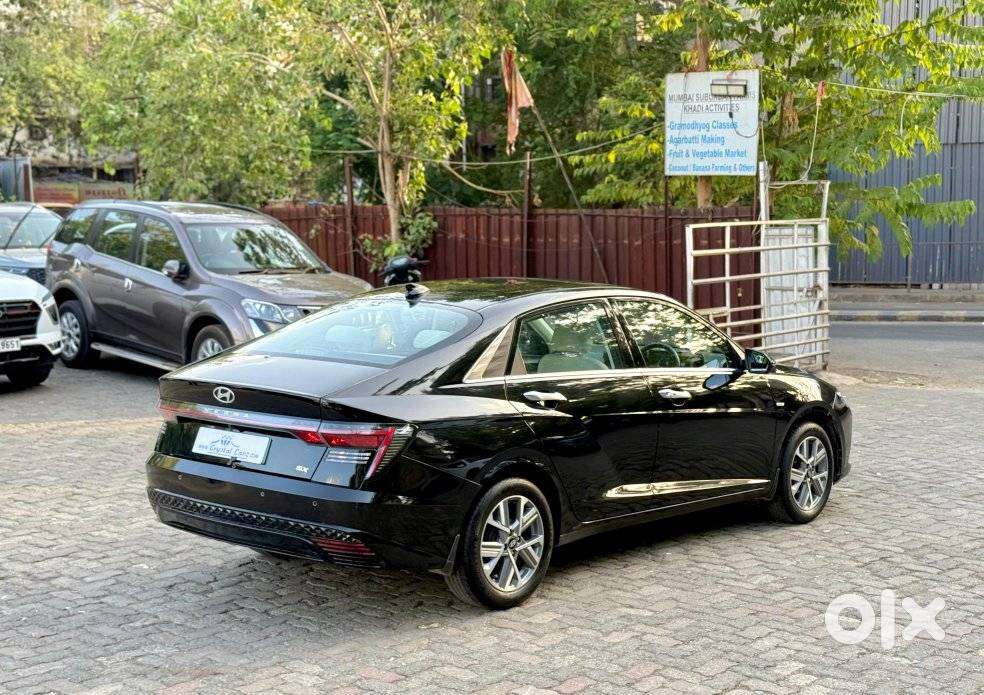 Hyundai Verna 1.5 Sx Ivt, 2023, Petrol