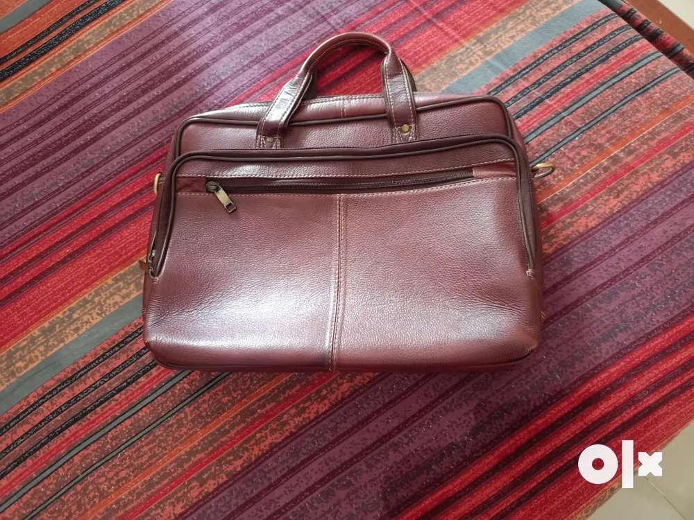 Laptop bags cheap olx