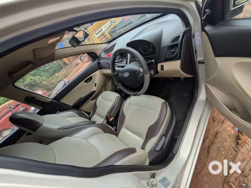 Hyundai Eon Magna + 2012