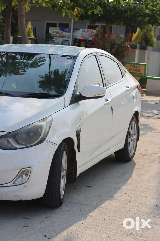 Hyundai Verna 2012 Diesel Well Maintained Asking 250000rs Only