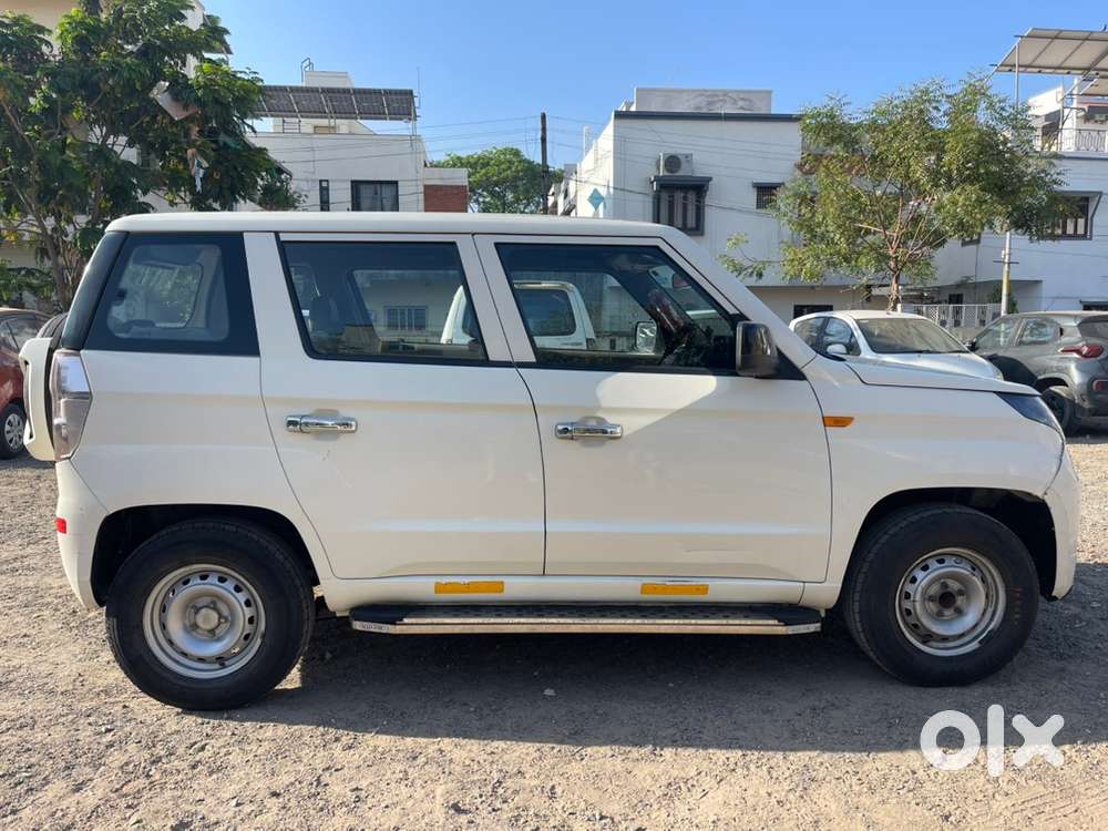 Mahindra Tuv 300 2020