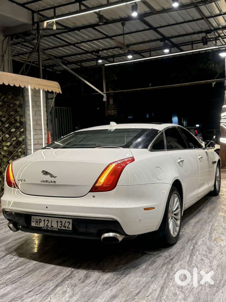 Jaguar Xj 2.0l Portfolio, 2019, Petrol