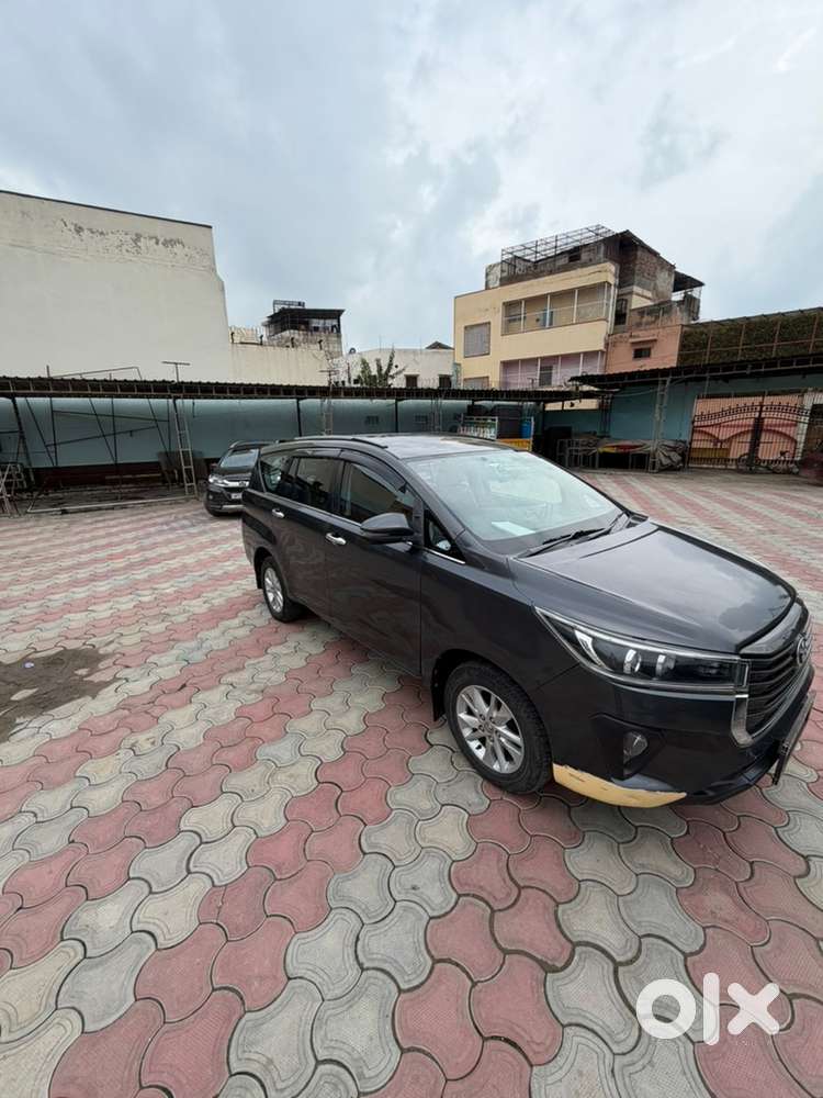 Toyota Innova Crysta 2019