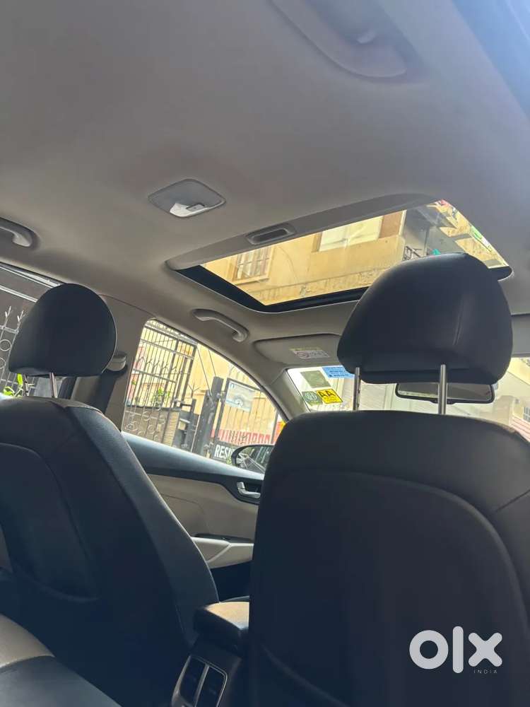 Hyundai Verna 1.6 Sx (o) At Anniversary Edition Vtvt, 2018, Petrol