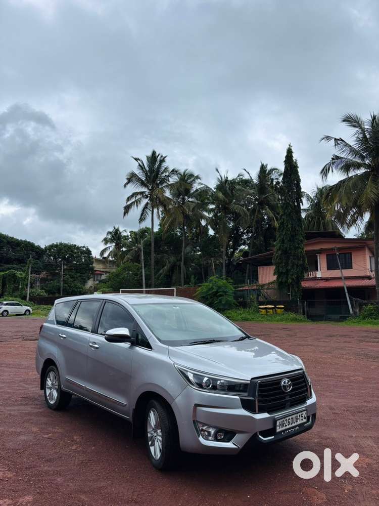 Toyota Innova Crysta 2018 Car