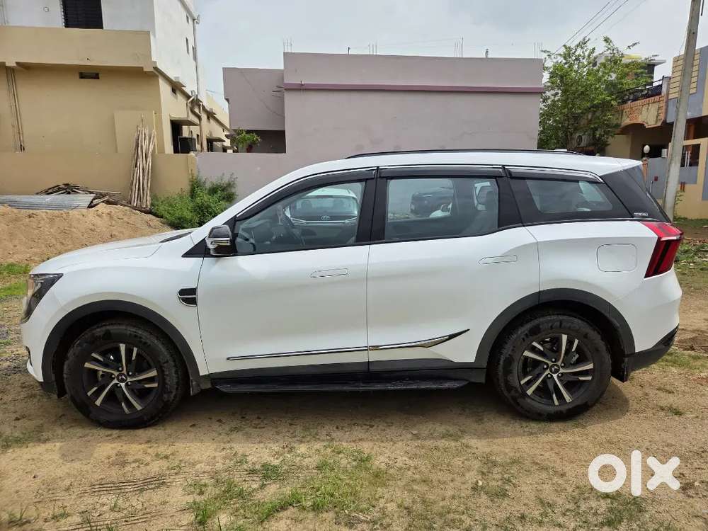 Mahindra Xuv700 Diesel Mt 2025