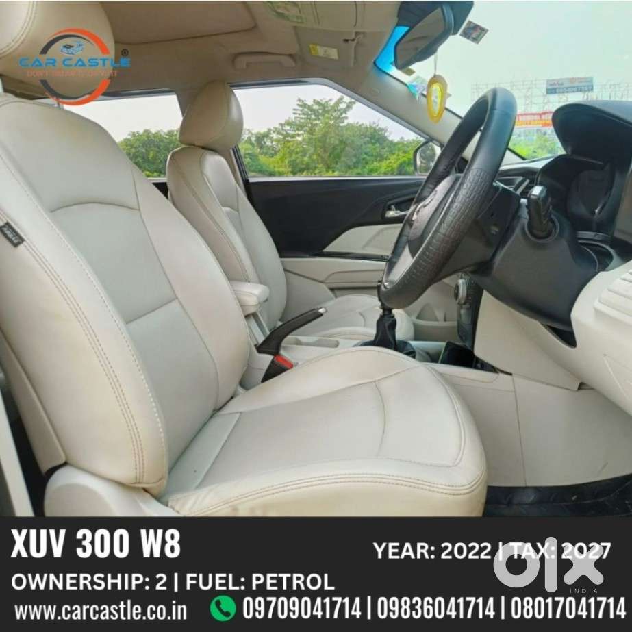 Mahindra Xuv300 W8 1.2 Petrol Dual Tone, 2022, Petrol