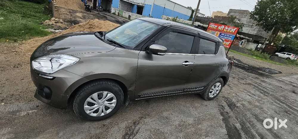 Maruti Swift Vxi 2021