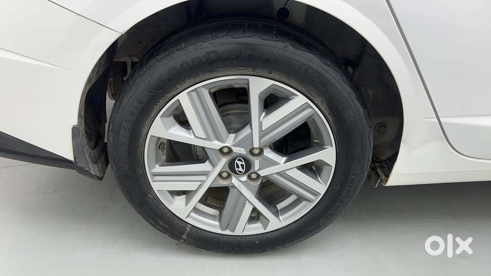 Hyundai Verna 1.5 Sx Petrol Mt, 2024, Petrol