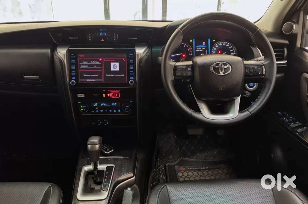 Toyota Fortuner 4x2 At 2.7 Petrol, 2025, Petrol