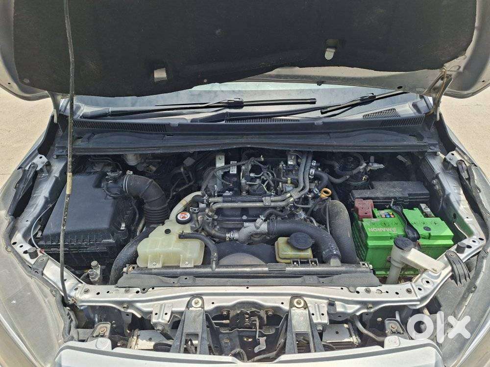 Toyota Innova Crysta 2.4 G Mt, 2019, Diesel